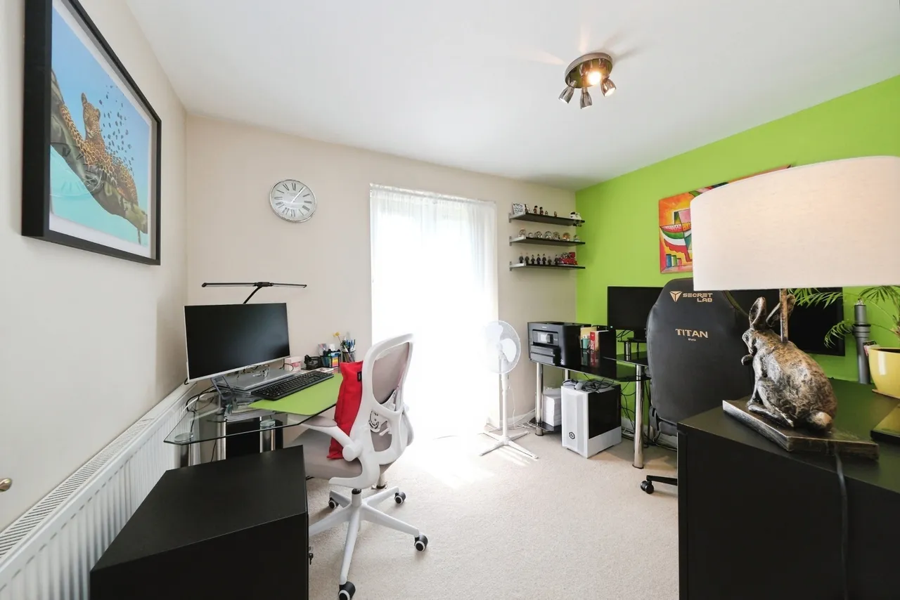 Muirfield Way, Mansfield Woodhouse, Mansfield, Nottinghamshire, NG19, photo 15