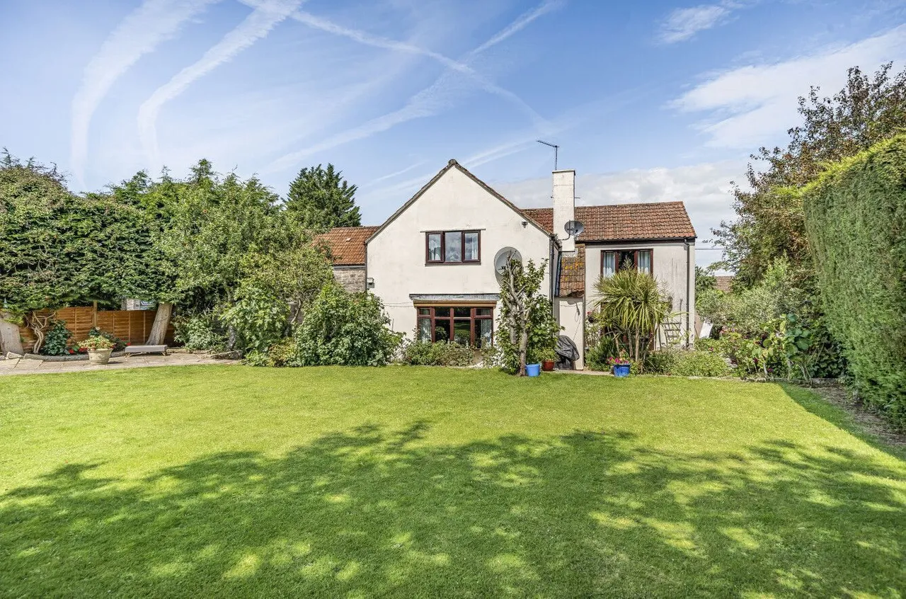 5 bed house for sale, Main Street, Walton, BA16