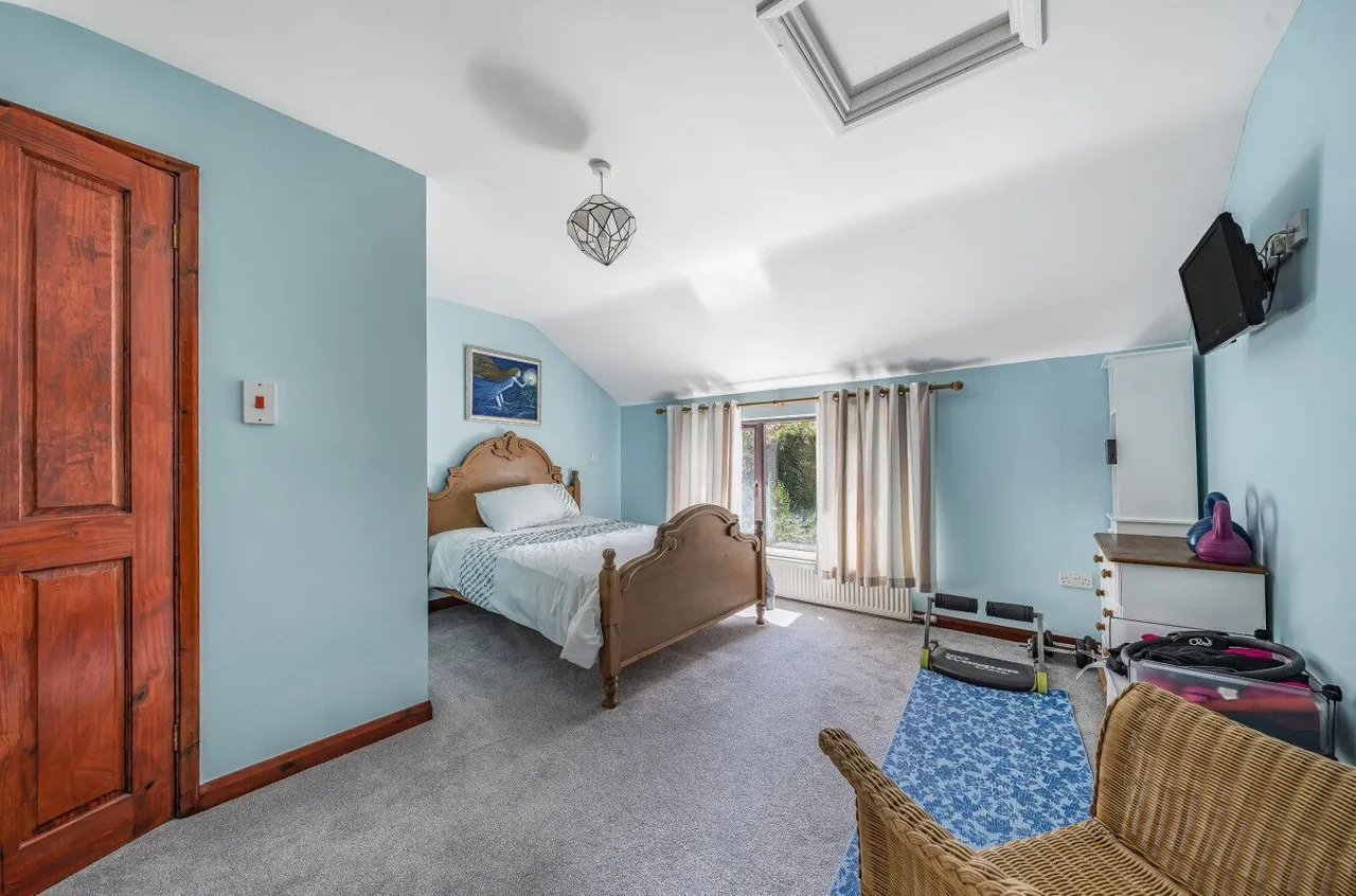 Main Street, Walton, BA16, photo 18