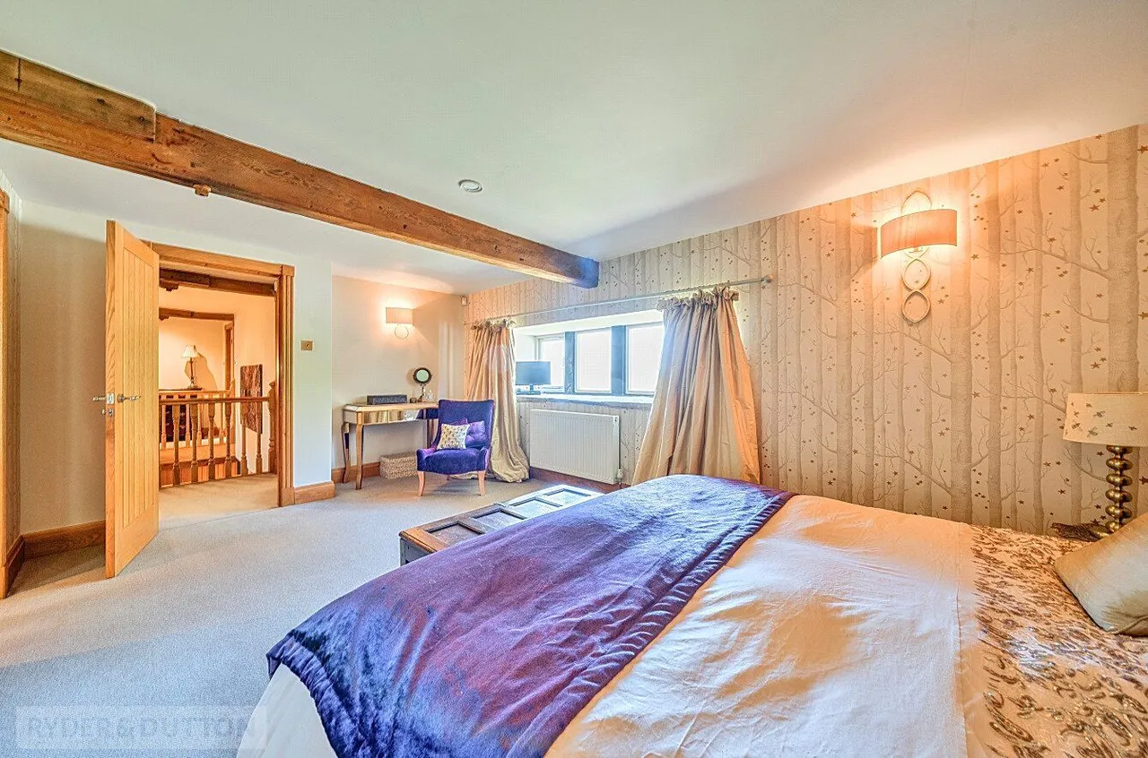 Heights Barn, Ripponden, HX6, photo 12