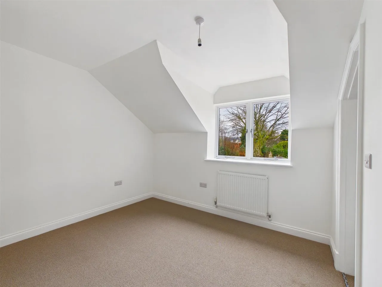 Temple Road, Buxton, photo 16
