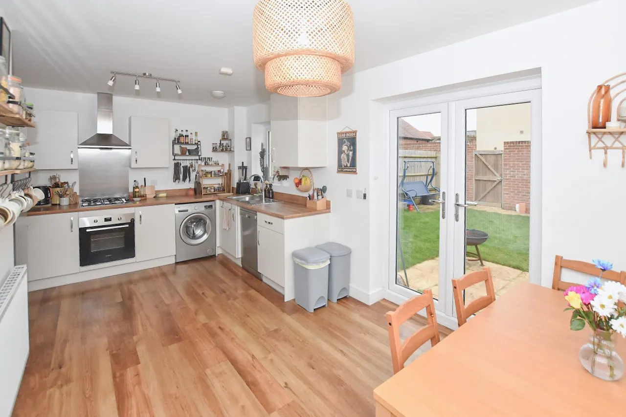 Newmarket Street, Bicester, photo 8