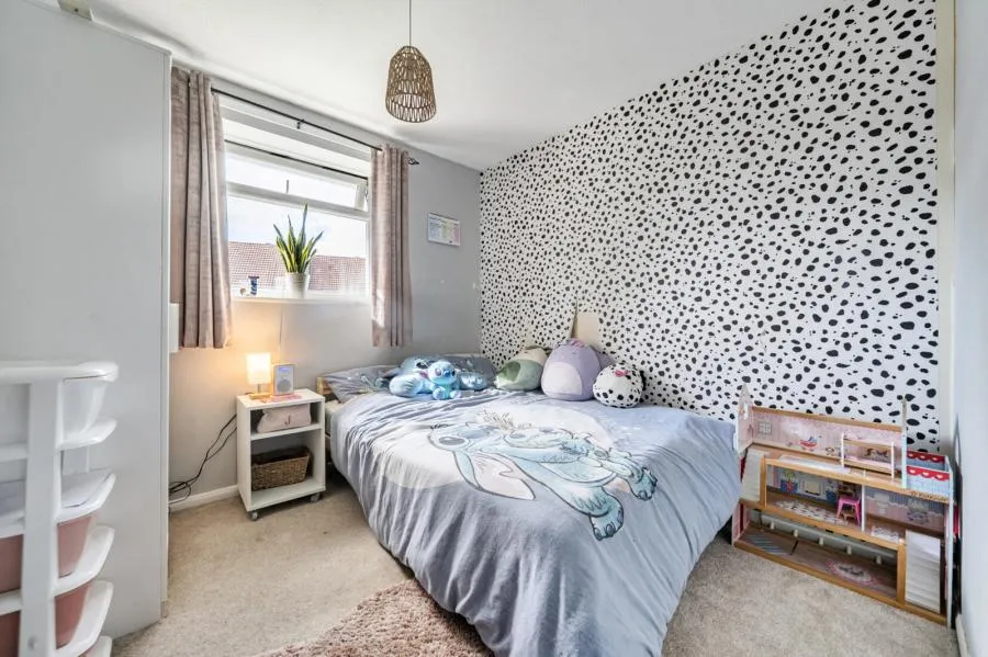 Lancaster Close, Hungerford, RG17, photo 8