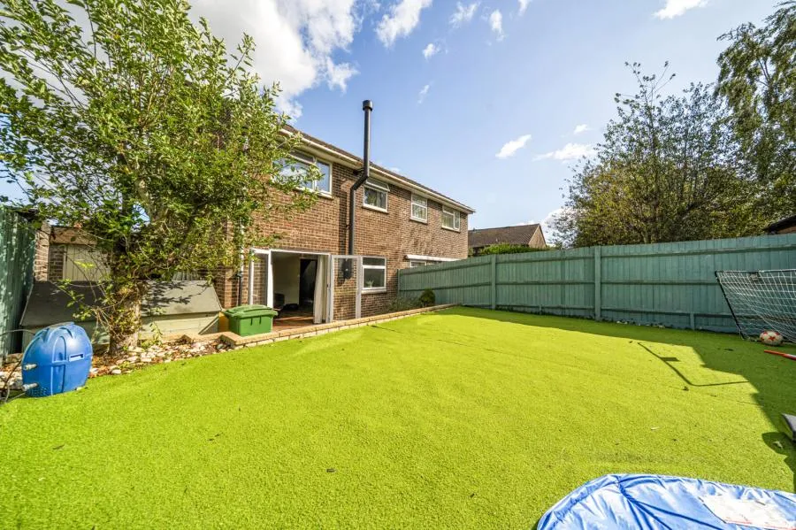 Lancaster Close, Hungerford, RG17, photo 20