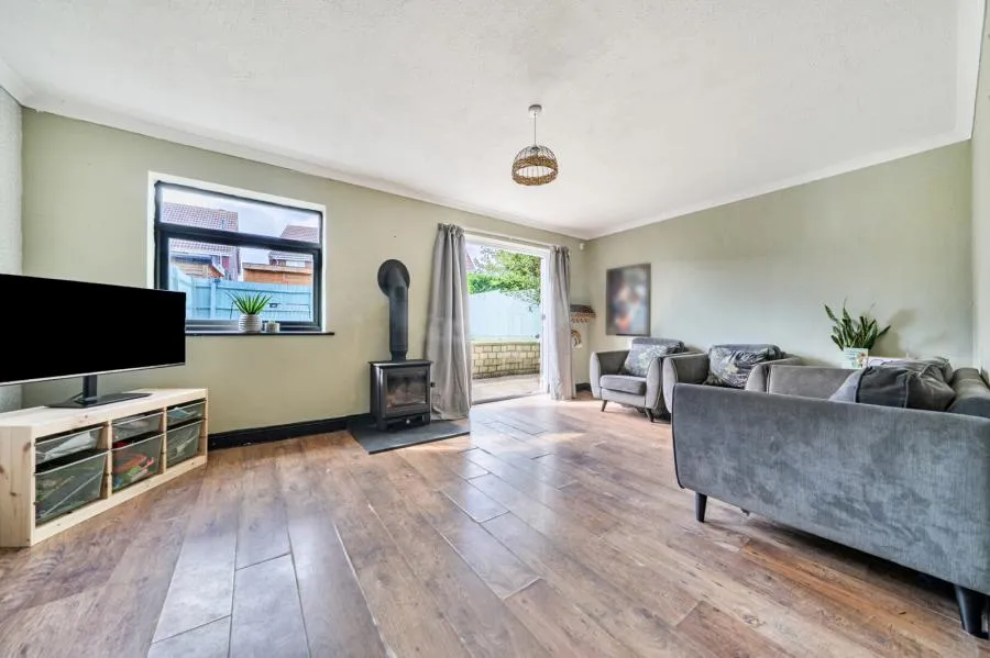 Lancaster Close, Hungerford, RG17, photo 5