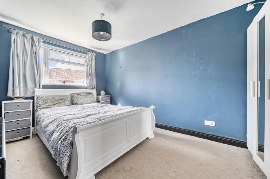Lancaster Close, Hungerford, RG17, photo 7