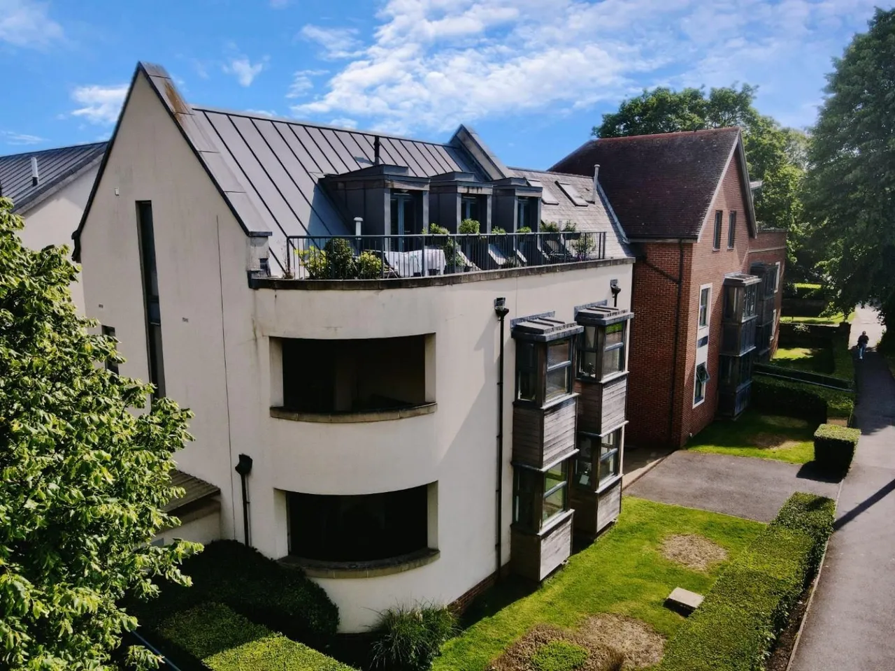 2 bed flat for sale — TENTERDEN