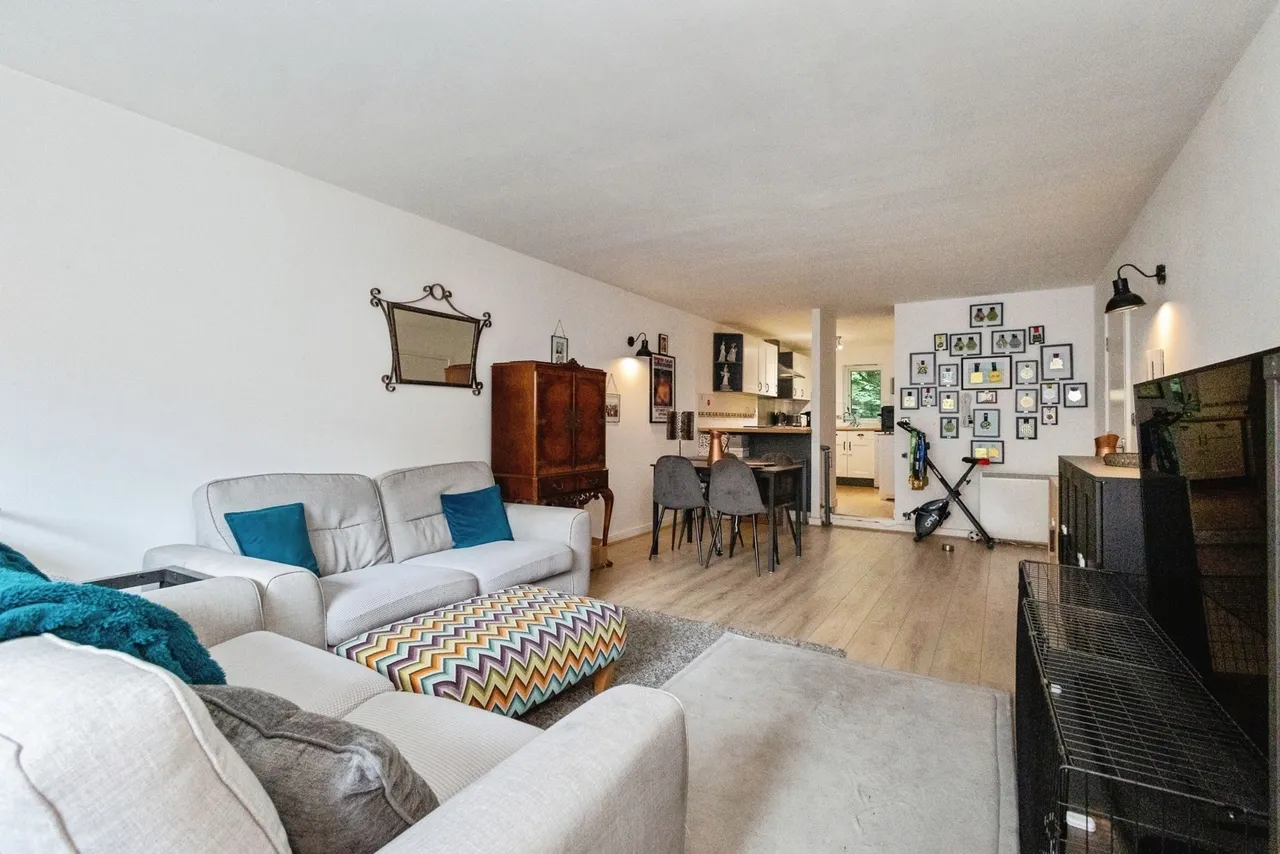 Upper Park Road, Manchester, Greater Manchester, M14, photo 17