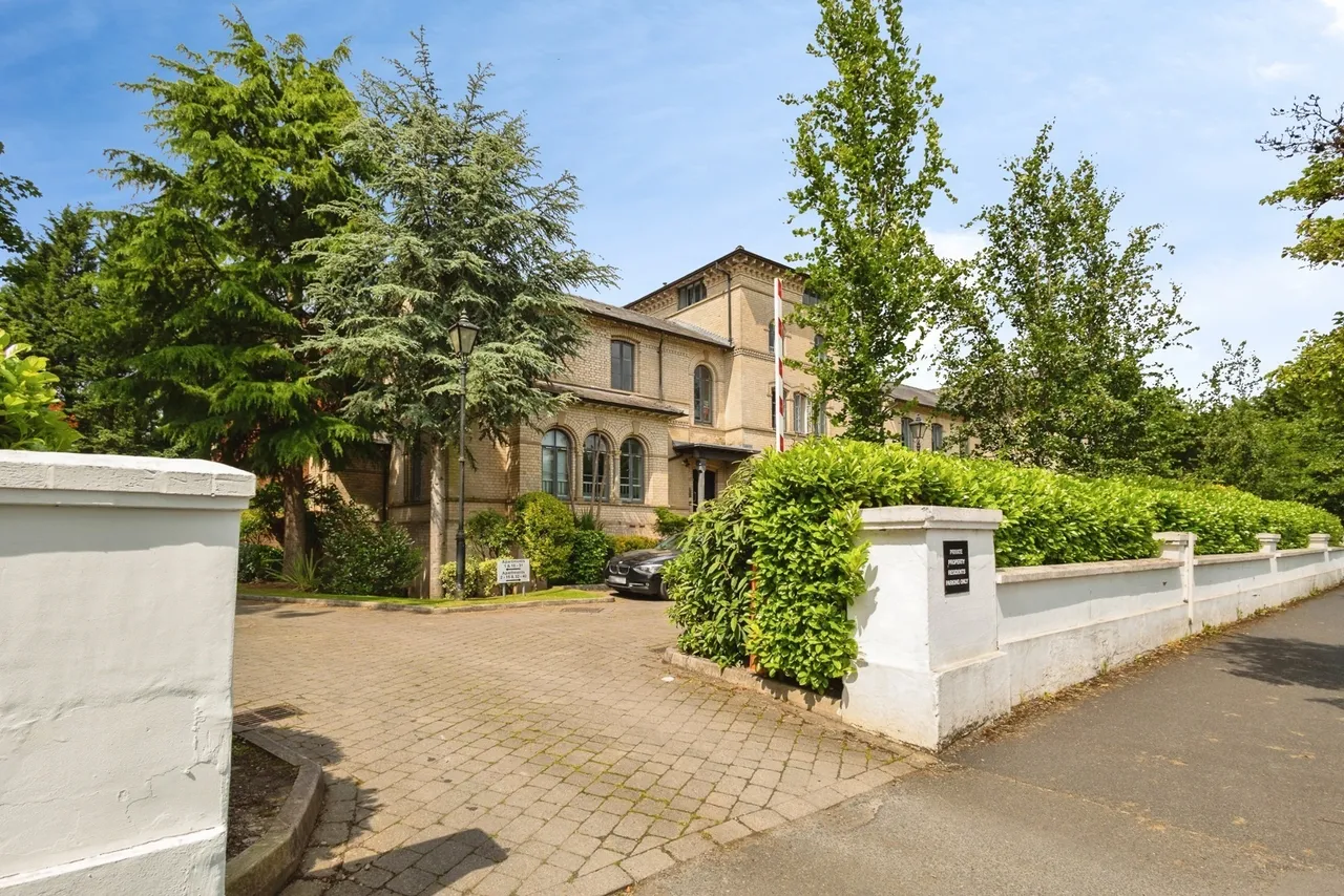 Upper Park Road, Manchester, Greater Manchester, M14, photo 25