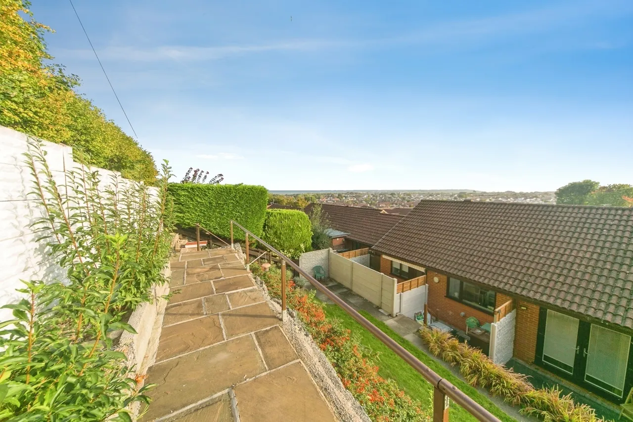 Lon Dderwen, Abergele, LL22, photo 3