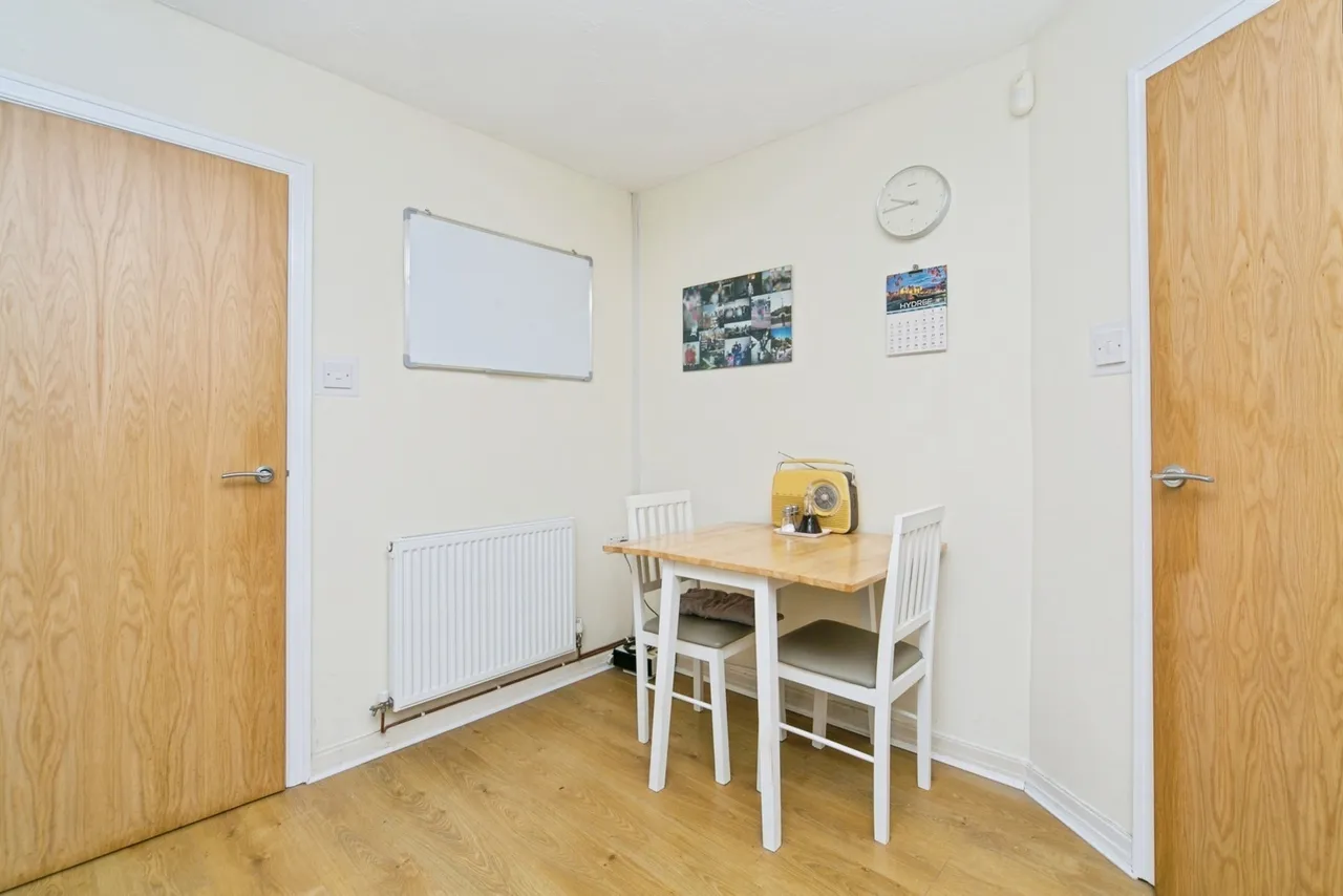 Lon Dderwen, Abergele, LL22, photo 6