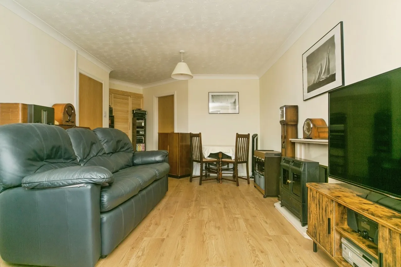 Lon Dderwen, Abergele, LL22, photo 4