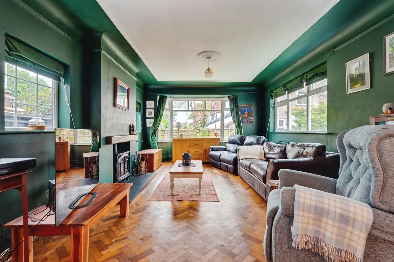 Aigburth Road, Liverpool, L19, photo 5
