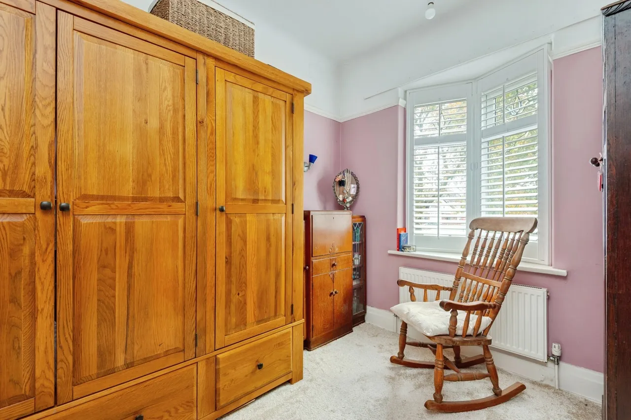 Aigburth Road, Liverpool, L19, photo 20