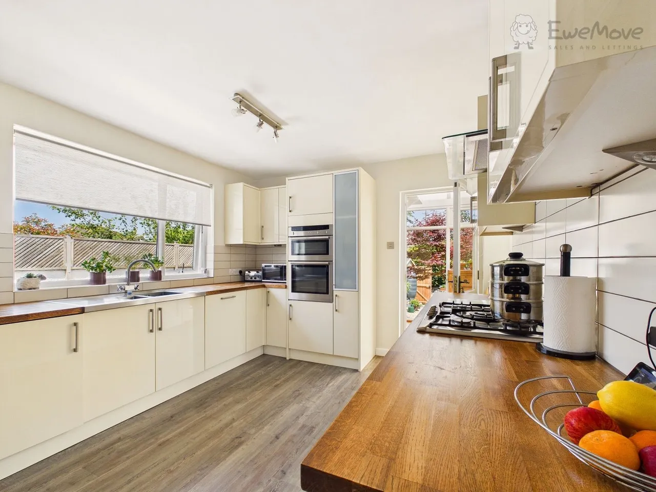Poltimore Close, South Molton, EX36, photo 8