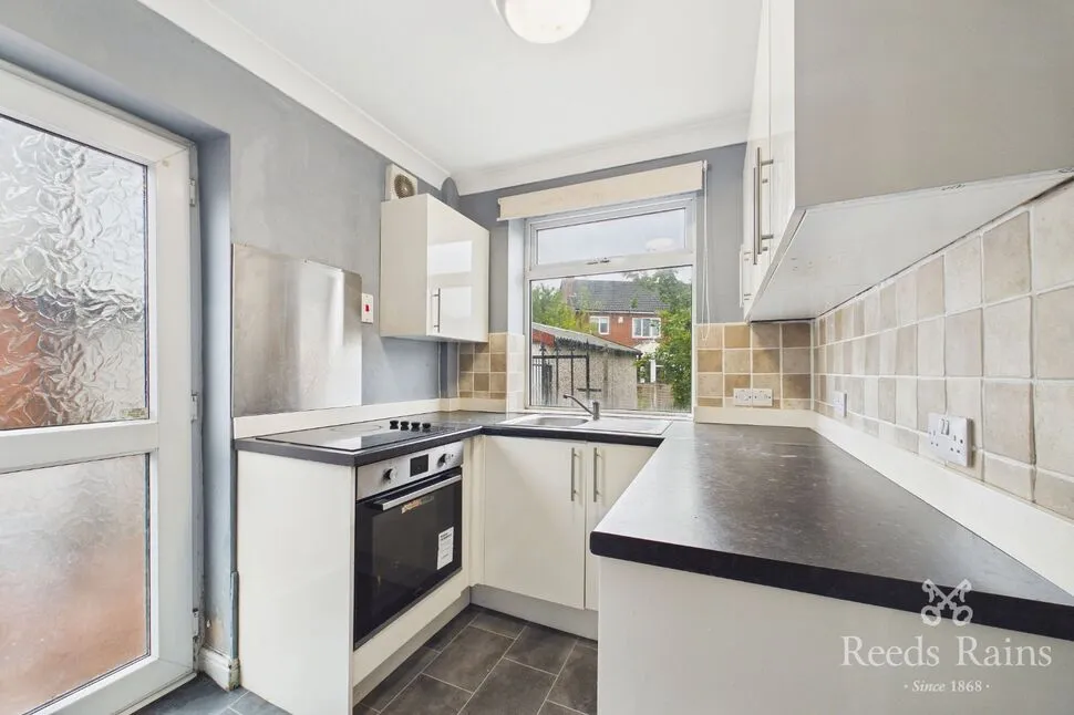 Whitehall Road, Leeds, West Yorkshire, LS12, photo 5