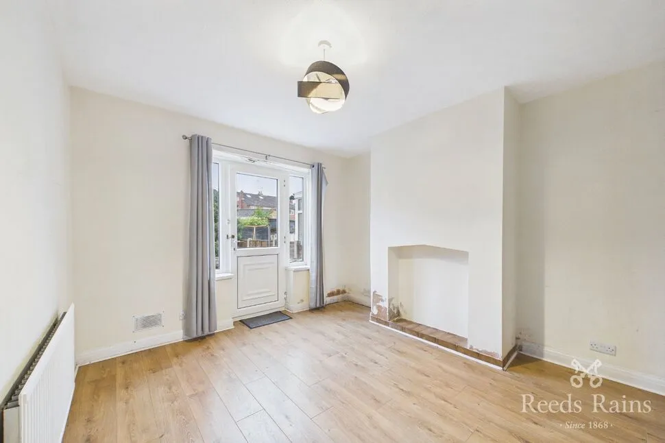 Whitehall Road, Leeds, West Yorkshire, LS12, photo 4