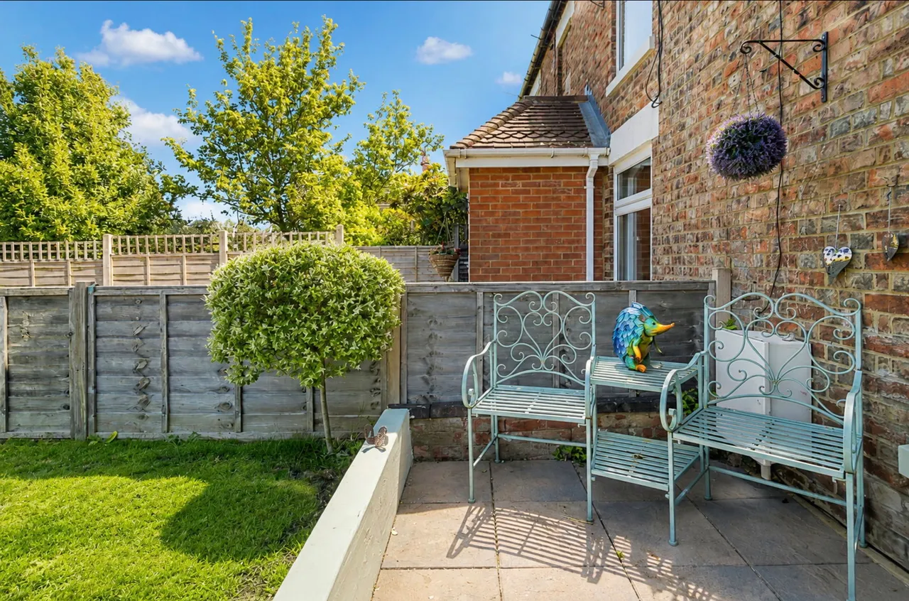 The Grove, Lidlington, MK43, photo 3
