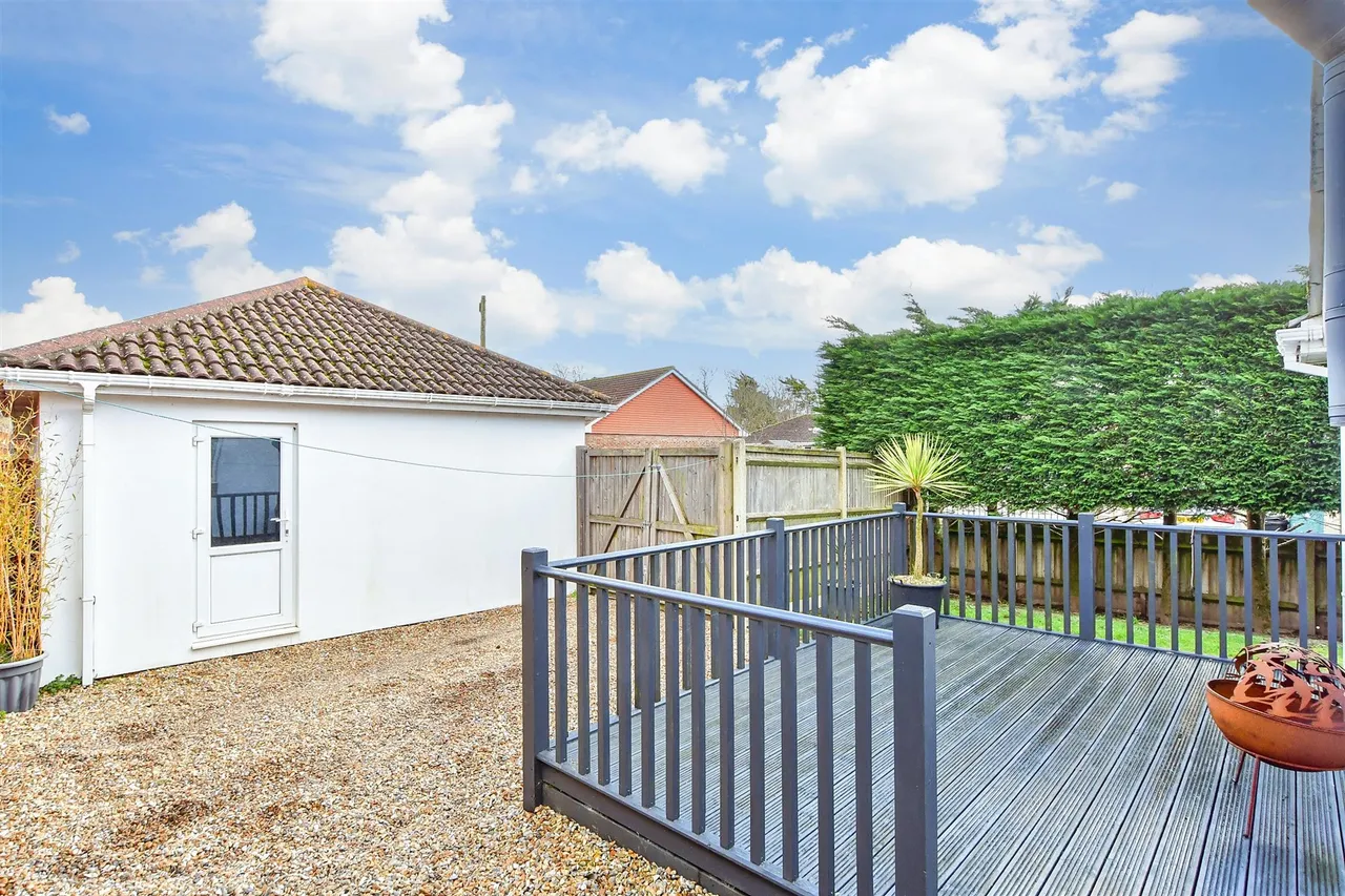 Well Road, Bognor Regis, PO21, photo 5