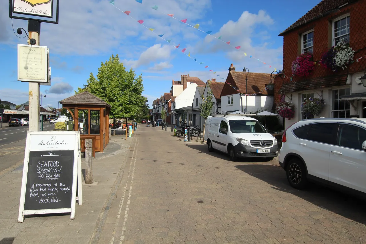 High Street, Cranleigh, GU6, photo 6