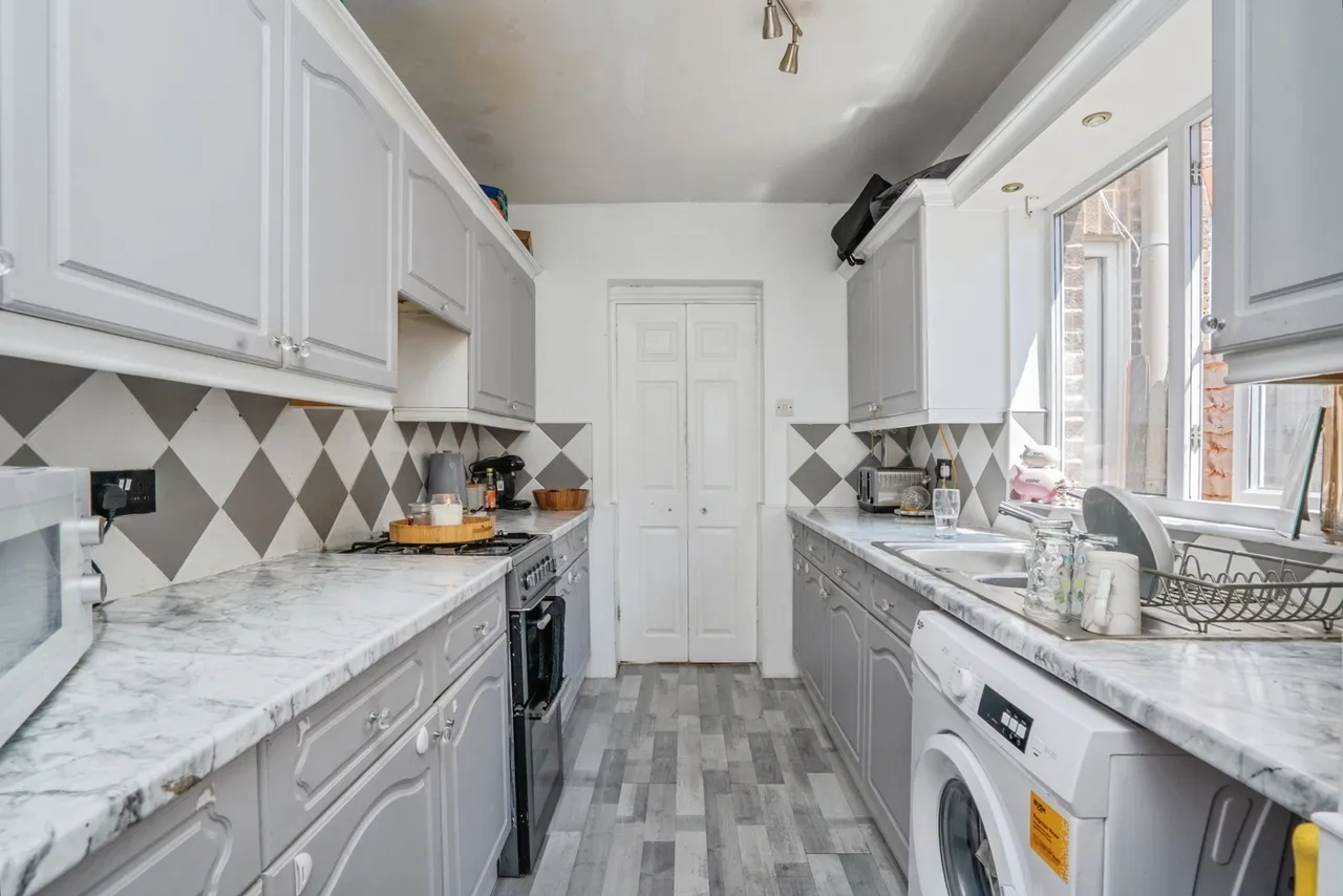 Jervis Road, Portsmouth, PO2, photo 8