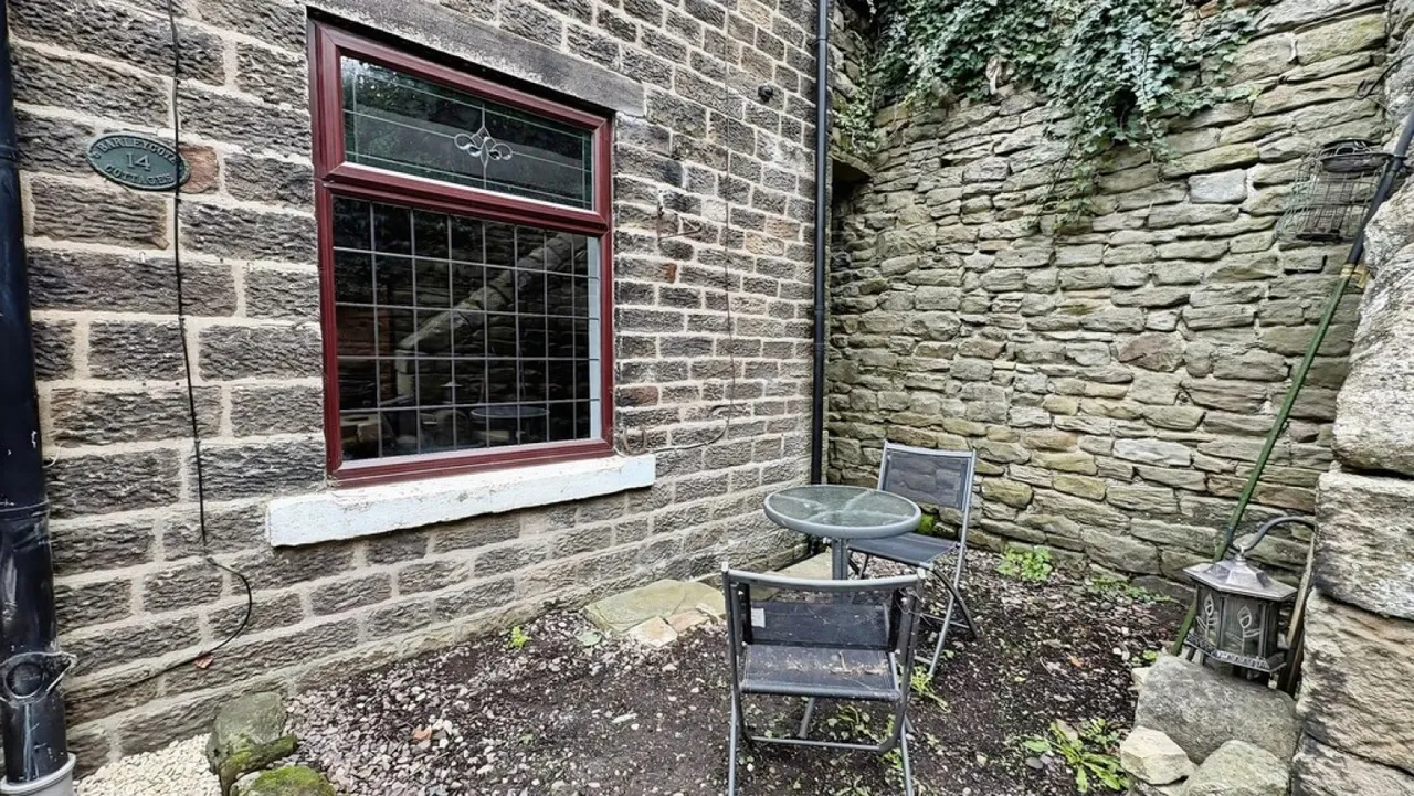 Riddlesden, Keighley, West Yorkshire, photo 12