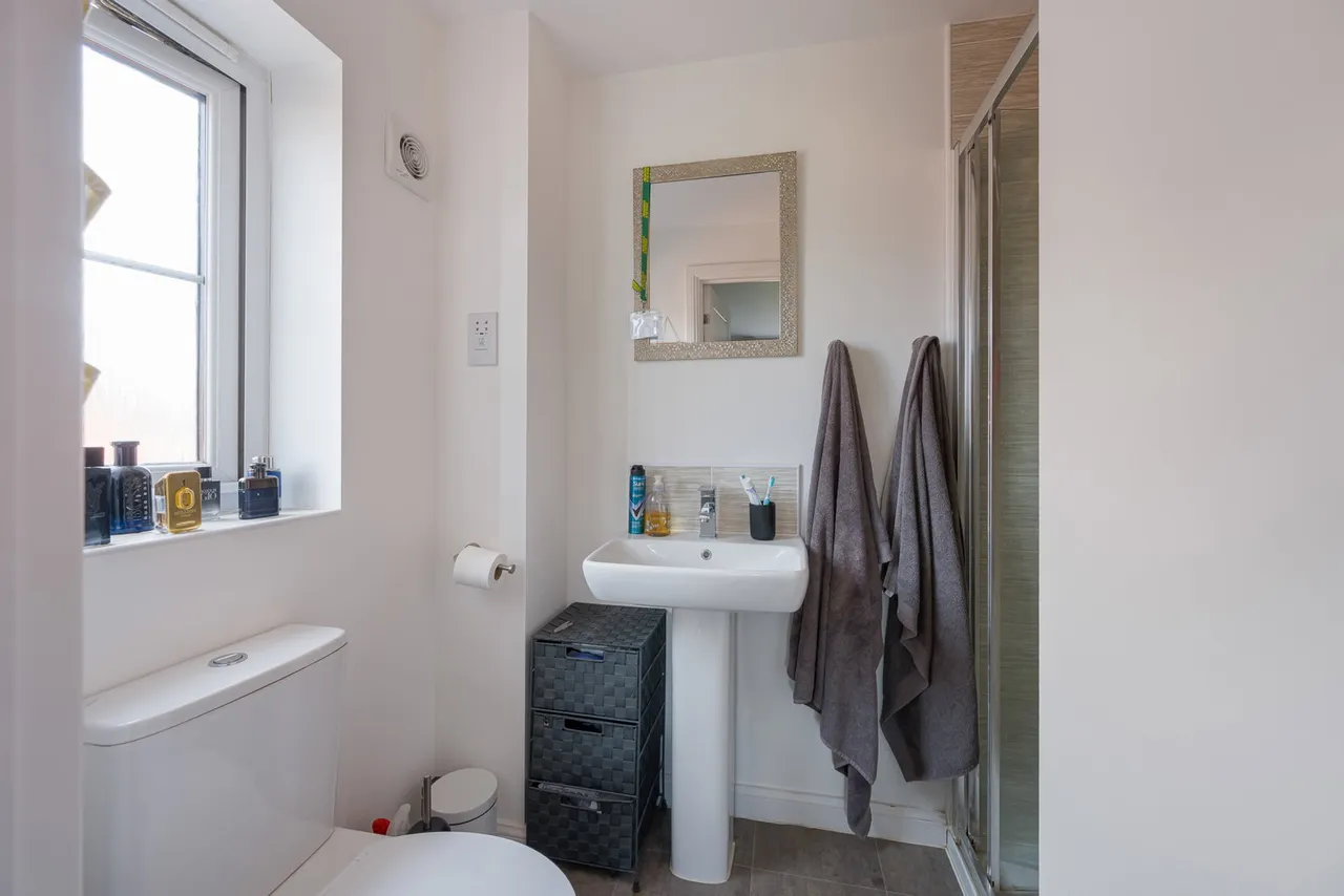Helmsley Road, Grantham, photo 9