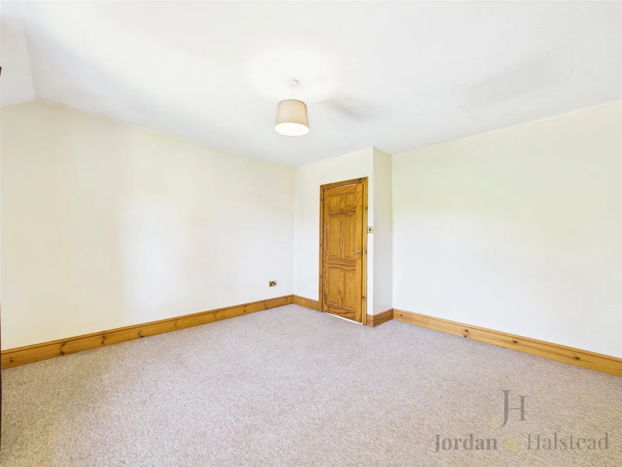 Poole Lane, Thornton-le-Moors, Chester, Cheshire, CH2 4JF, photo 17