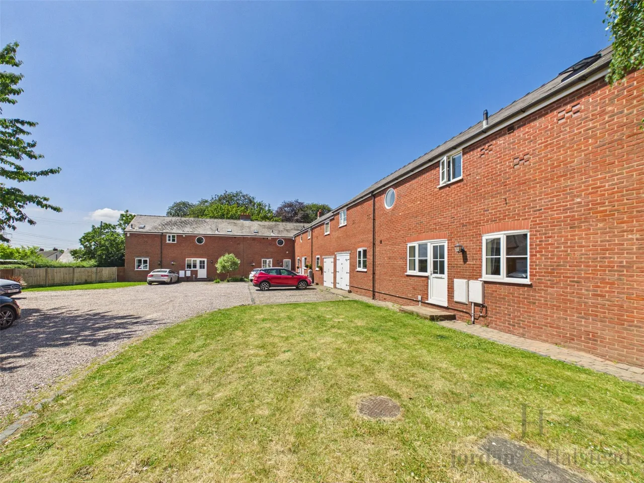Poole Lane, Thornton-le-Moors, Chester, Cheshire, CH2 4JF, photo 22