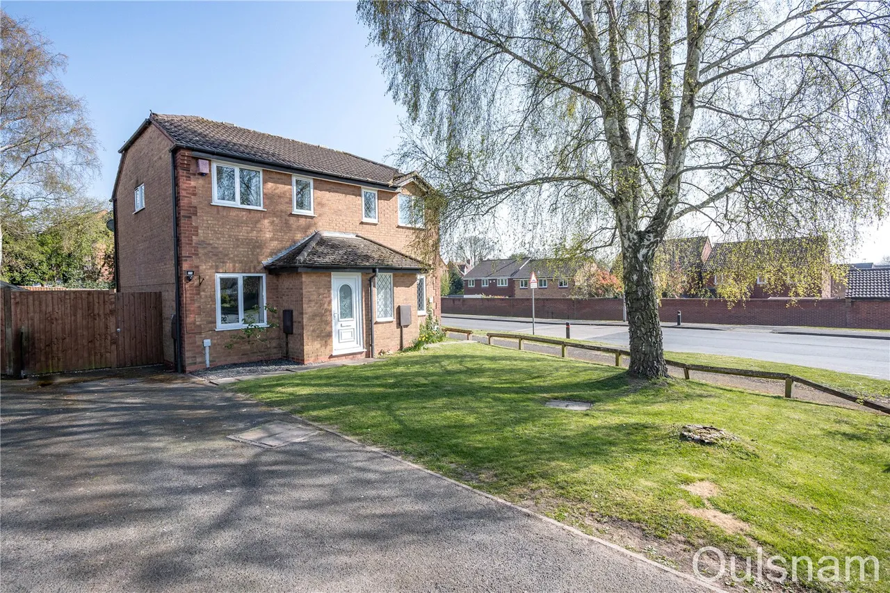 2 bed house for sale — Abbey Close, Bromsgrove, Worcestershire, B60 2RA