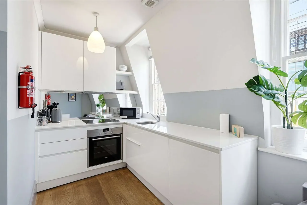 New Cavendish Street, London, W1W 6YH, photo 11