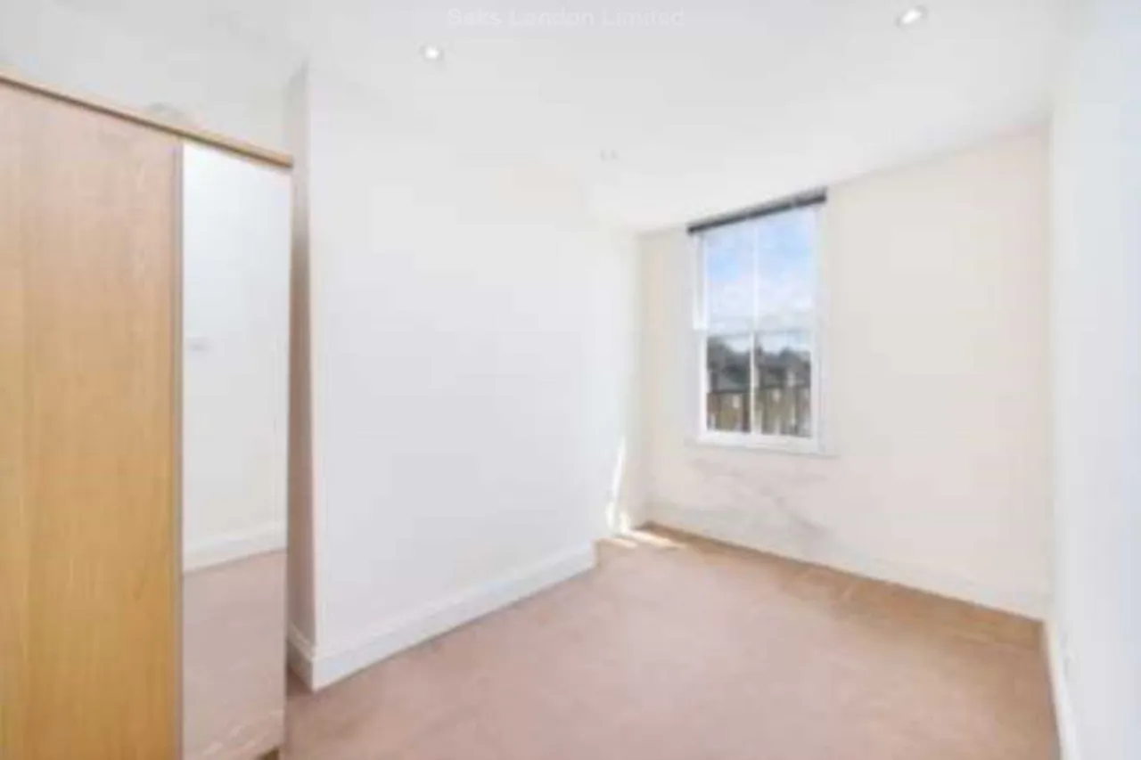 Balham High Road, Tooting Bec, SW17 7BE, photo 3