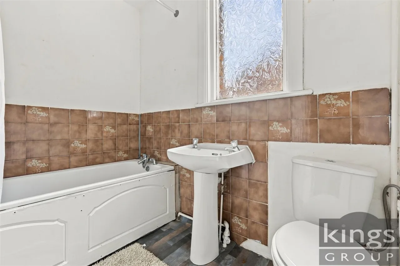 Rotherfield Road, Enfield, photo 8