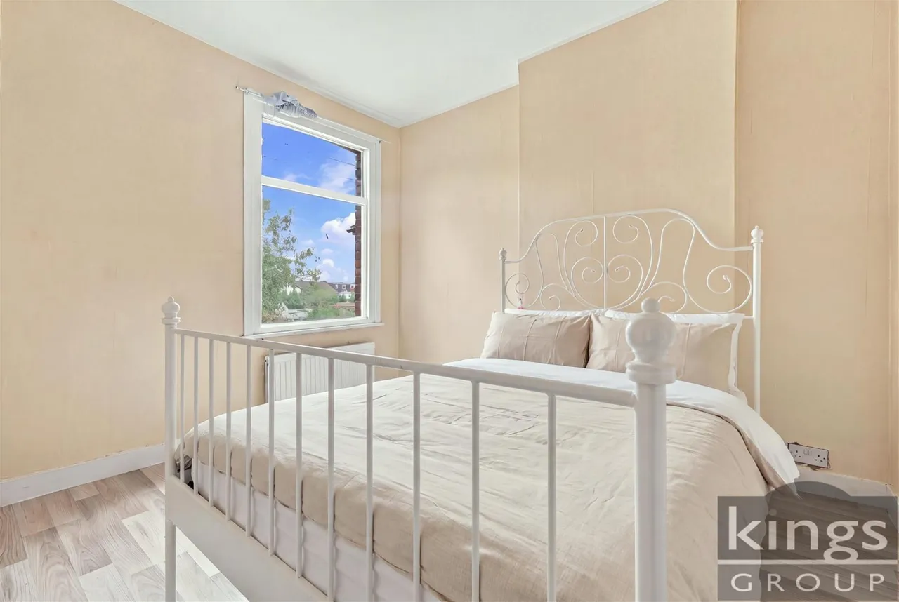 Rotherfield Road, Enfield, photo 5