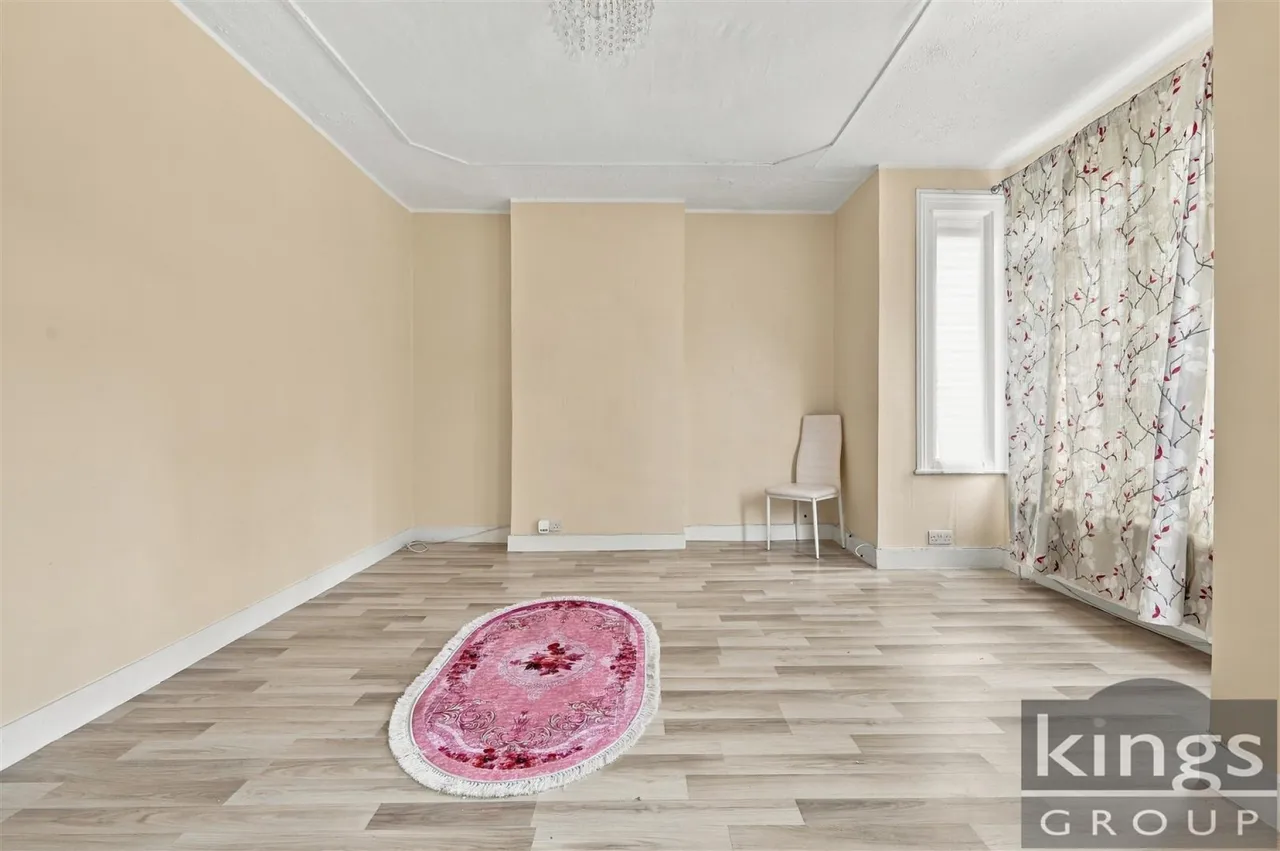 Rotherfield Road, Enfield, photo 9
