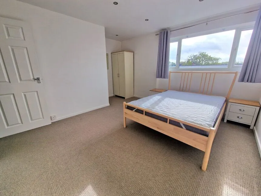 Alpine Court, Kenilworth, Warwickshire, CV8, photo 5