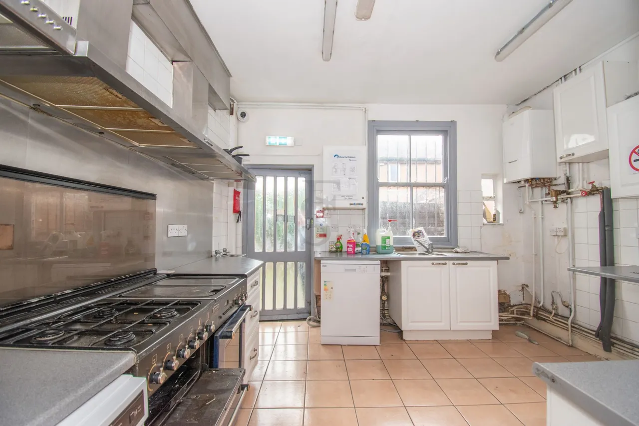 Leicester Road, Loughborough, LE11, photo 4