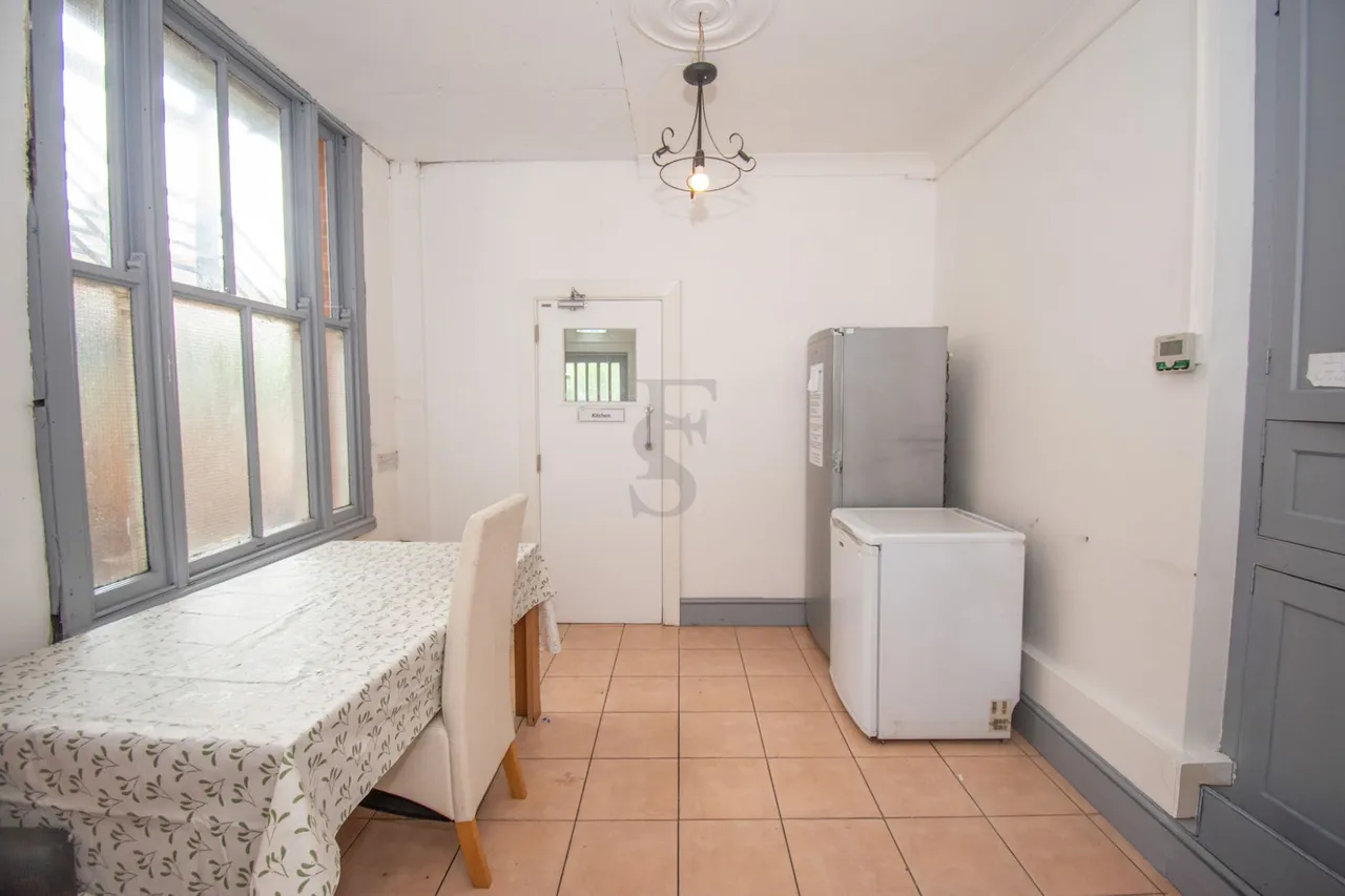 Leicester Road, Loughborough, LE11, photo 6