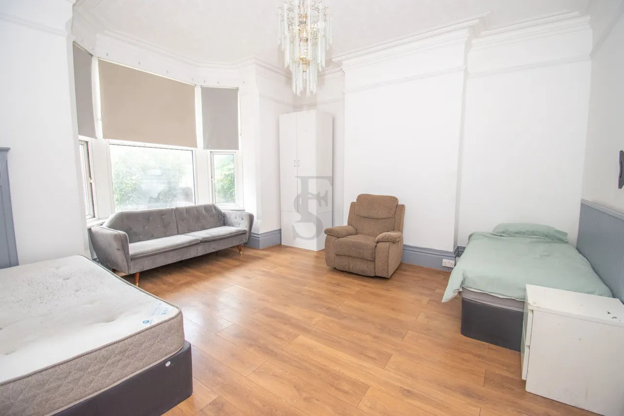 Leicester Road, Loughborough, LE11, photo 2