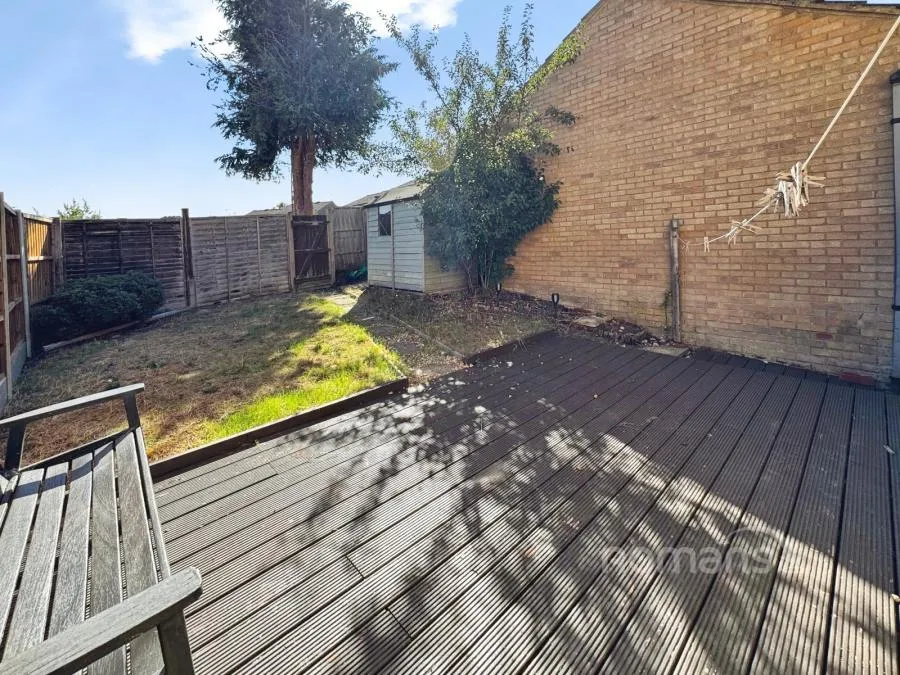 Wargrove Drive, College Town, GU47, photo 7