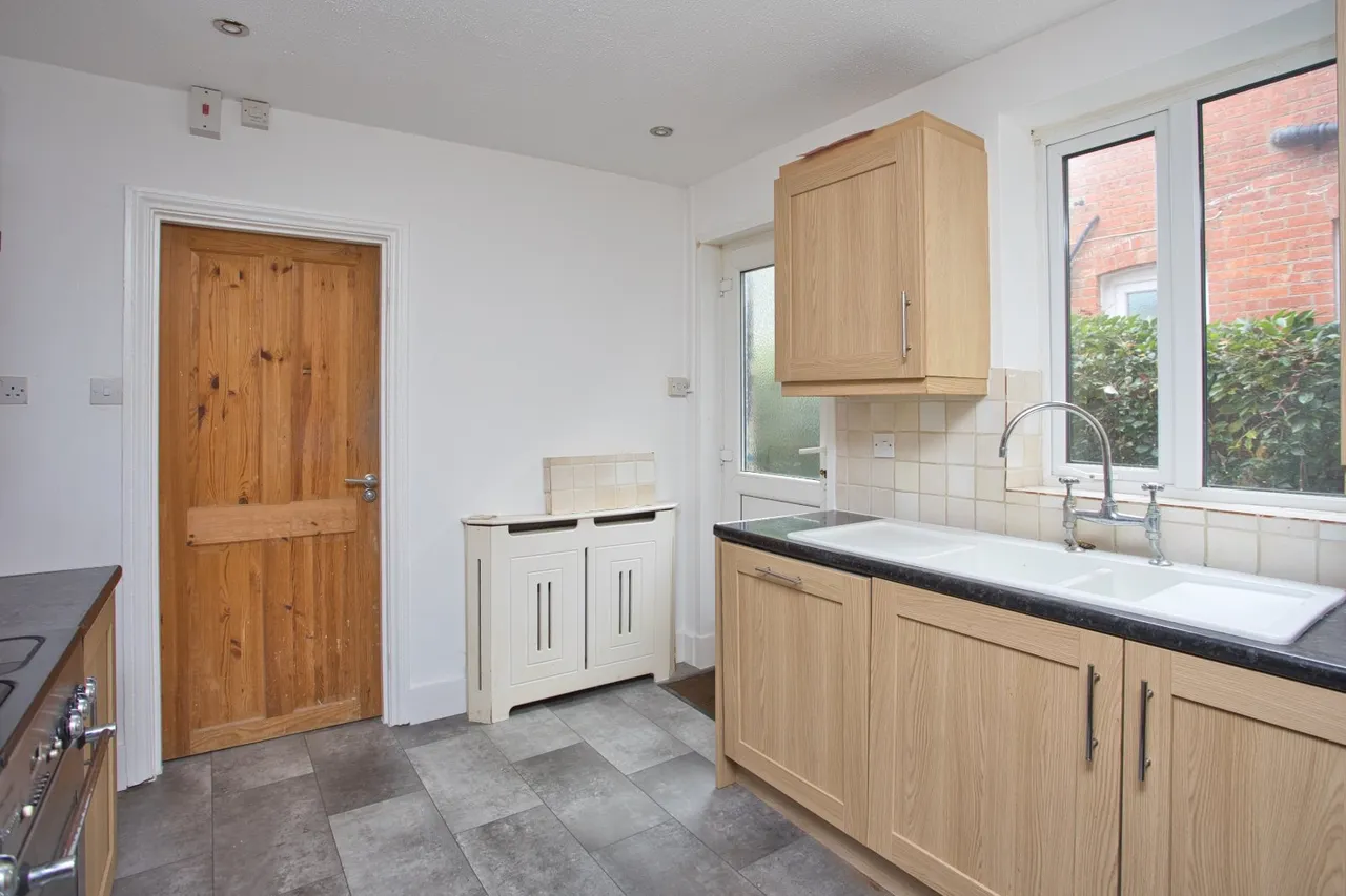 Morehall Avenue, Cheriton, CT19, photo 4