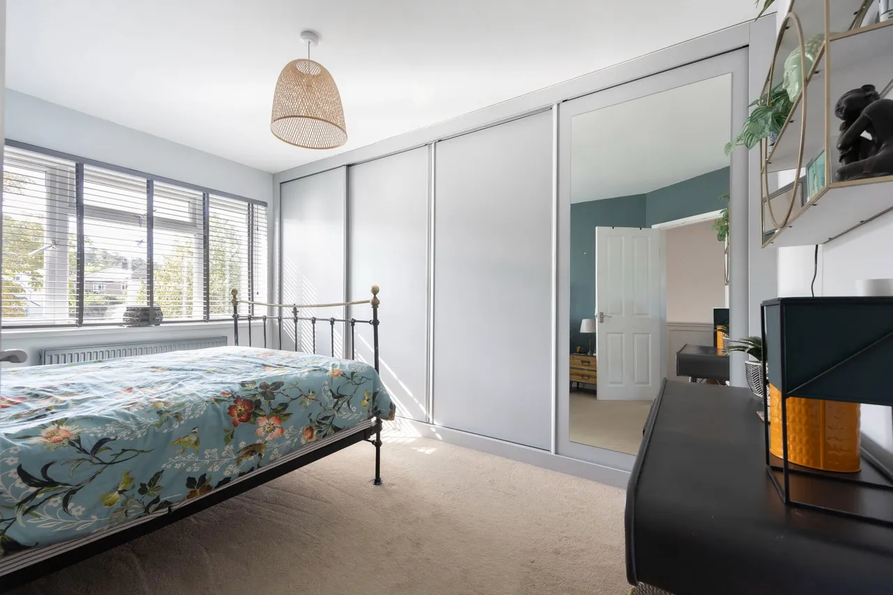 Priors Road, Cheltenham, GL52, photo 11