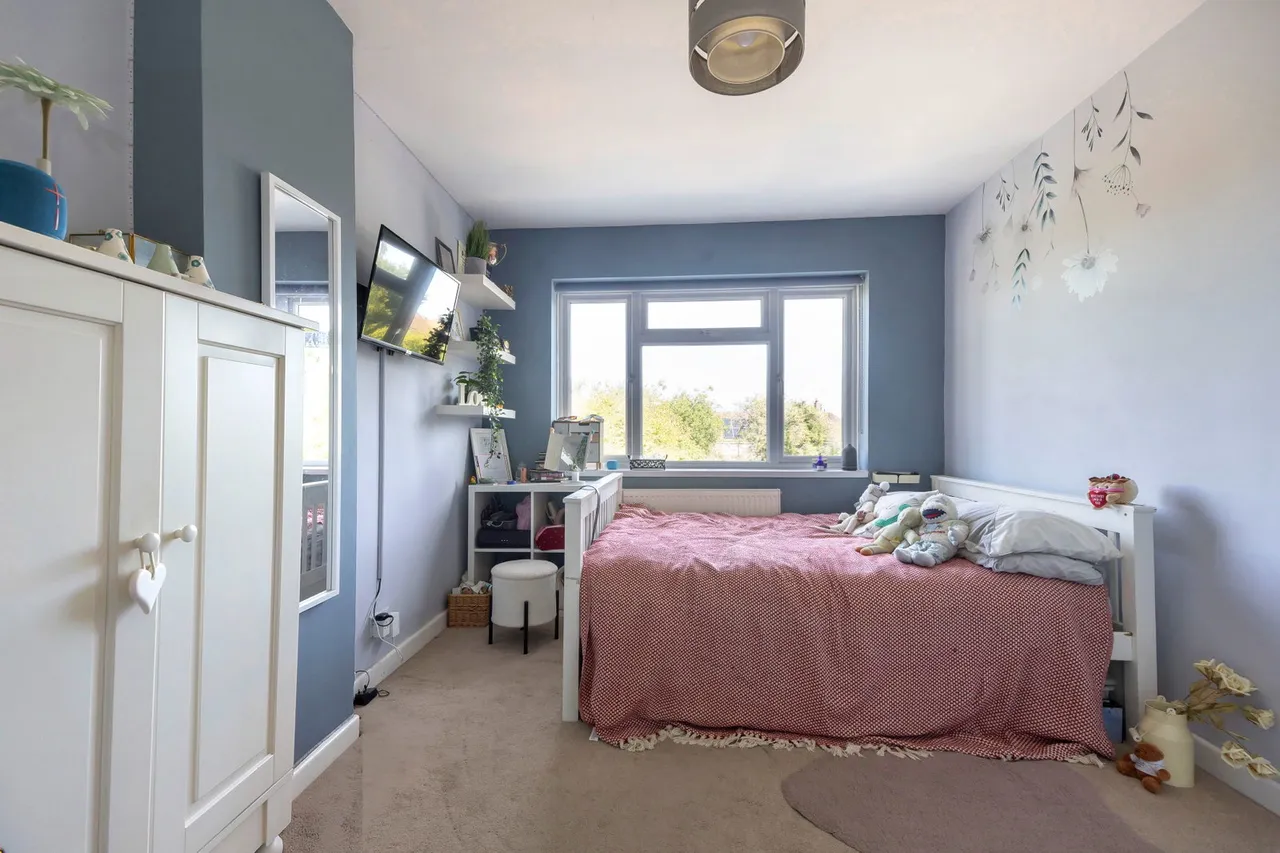 Priors Road, Cheltenham, GL52, photo 13
