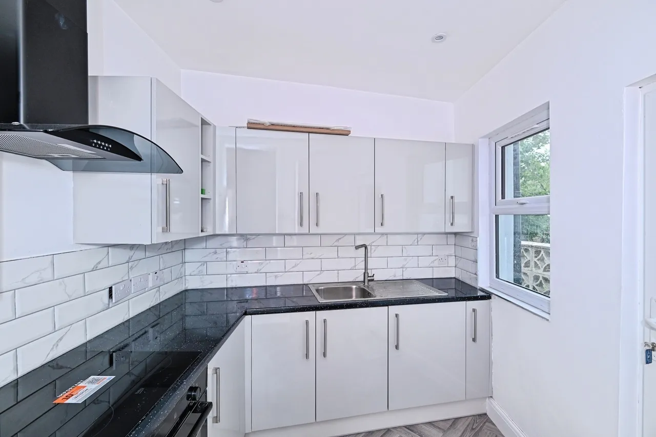 2 bed house for sale, Clarence Avenue, Rochester, ME1