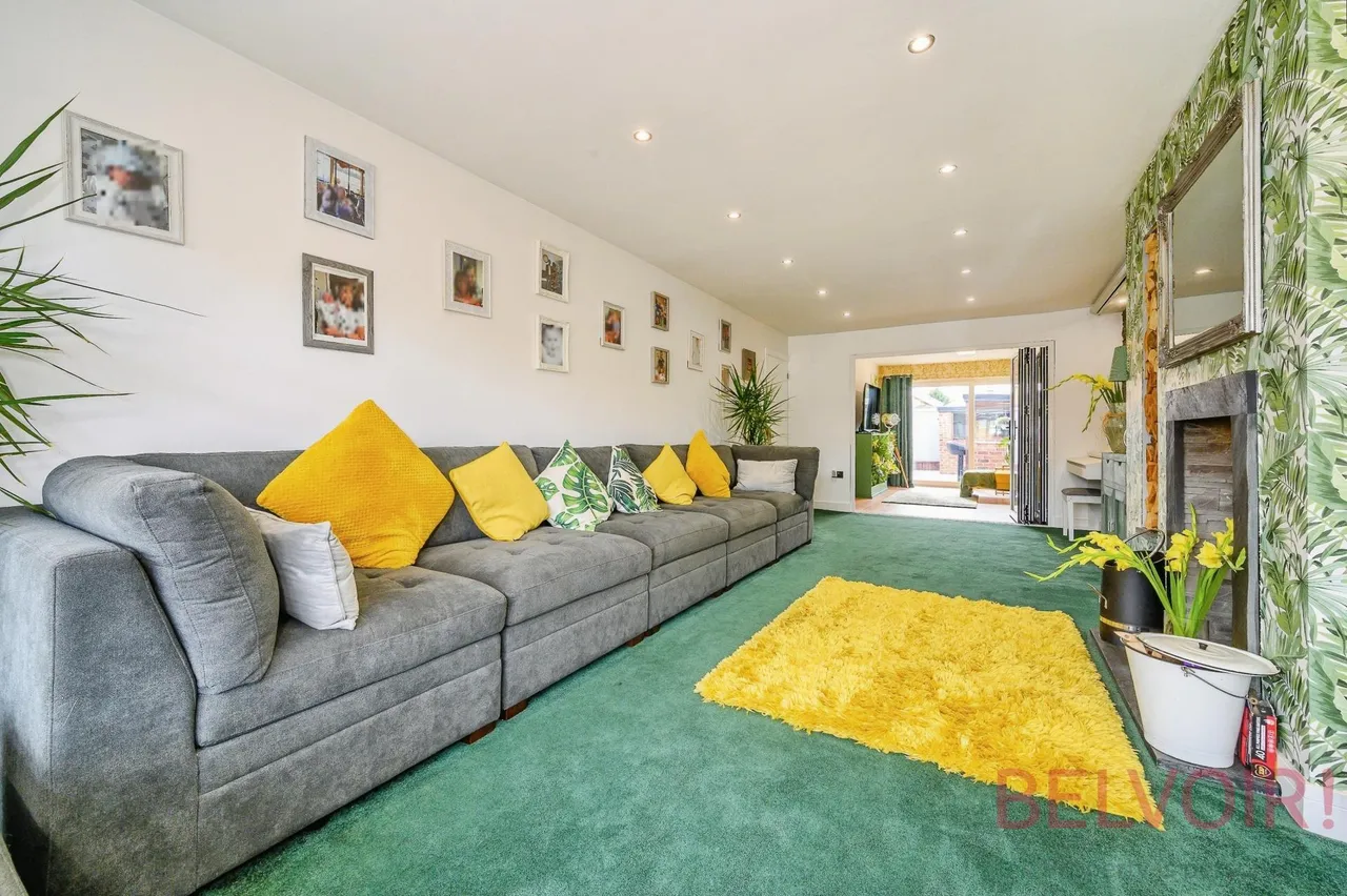 Thornleigh Avenue, Wakefield, WF2, photo 9