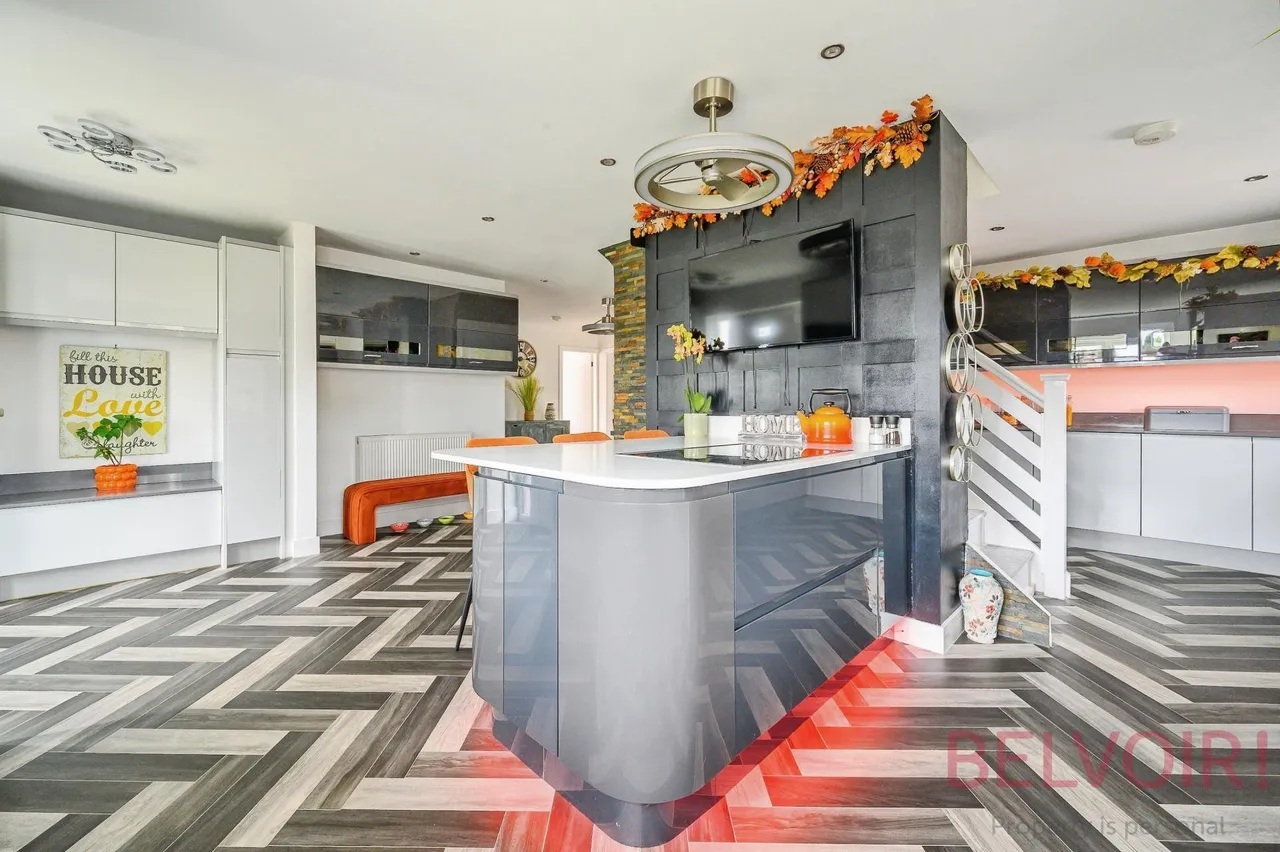 Thornleigh Avenue, Wakefield, WF2, photo 6