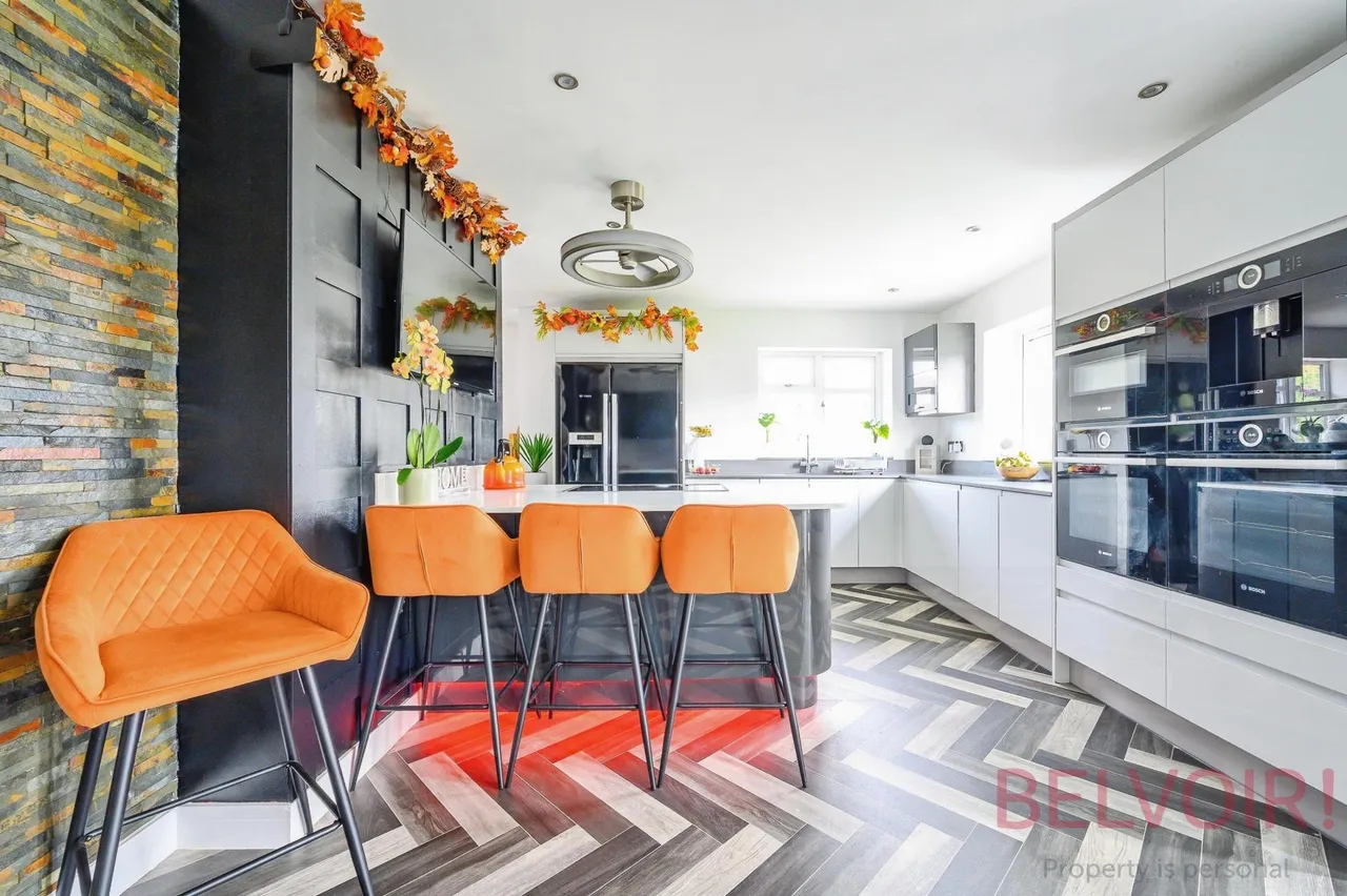 Thornleigh Avenue, Wakefield, WF2, photo 8