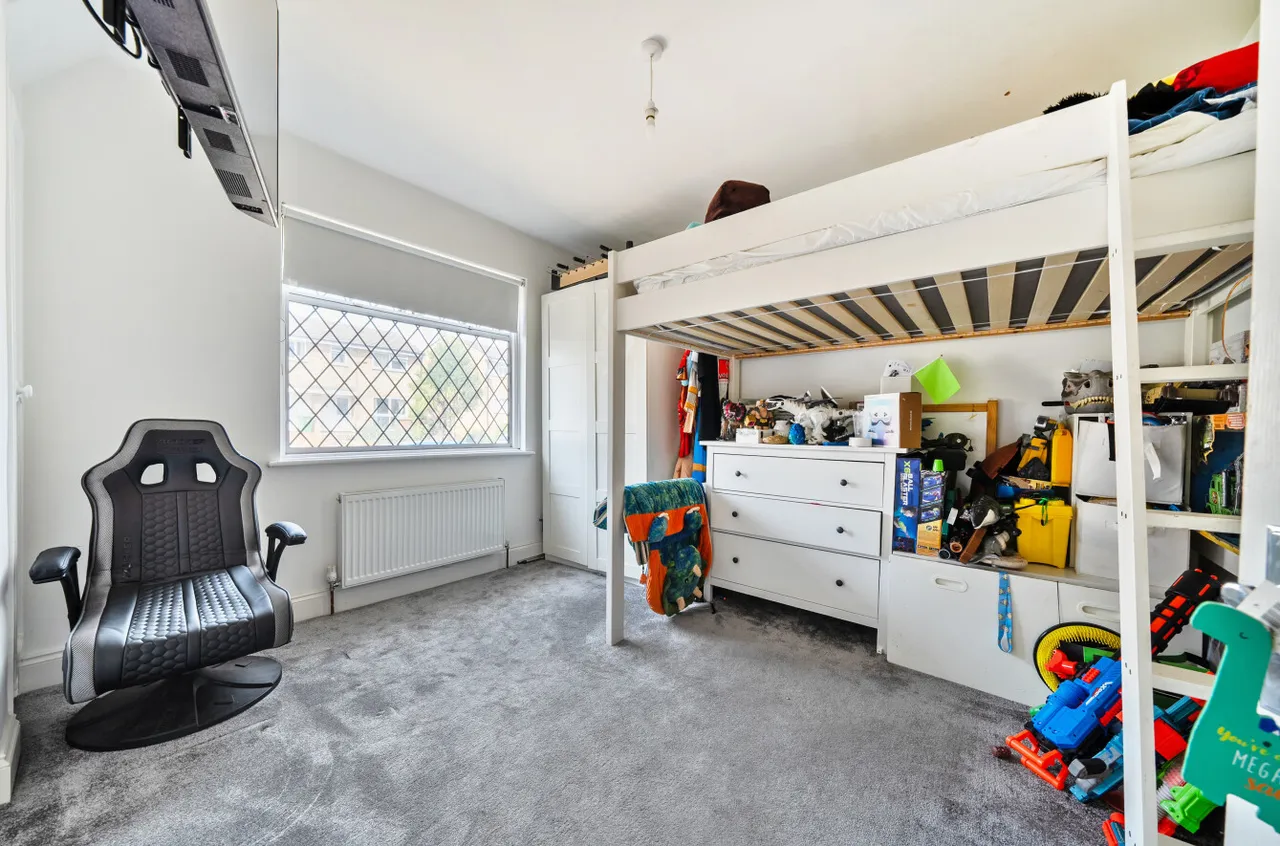 Martens Avenue, Bexleyheath, DA7, photo 22