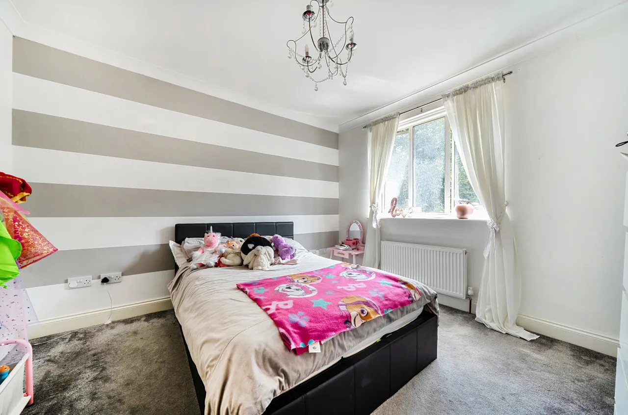 Martens Avenue, Bexleyheath, DA7, photo 2