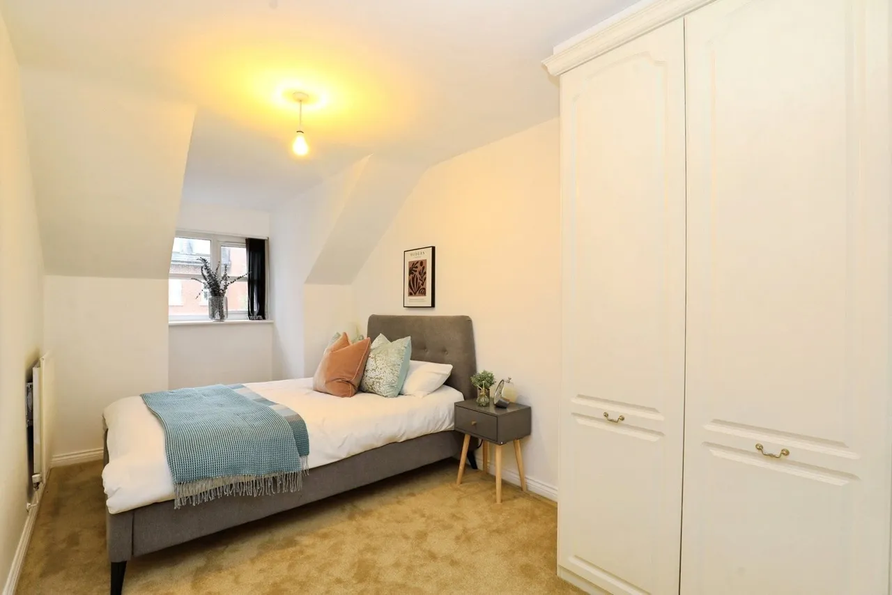 Blackthorn Close, Wistaston, Crewe, Cheshire, CW2, photo 26